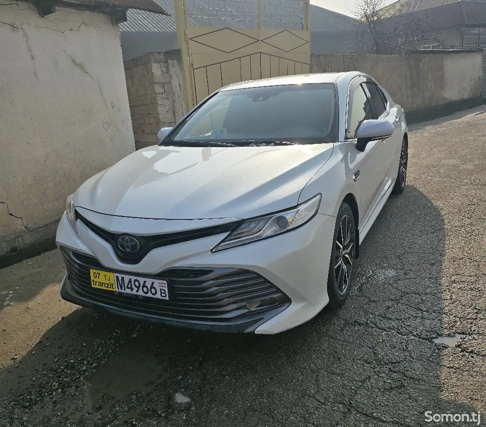 Toyota Camry, 2018-1