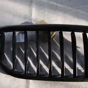 Решетка радиатора от BMW G30 G31