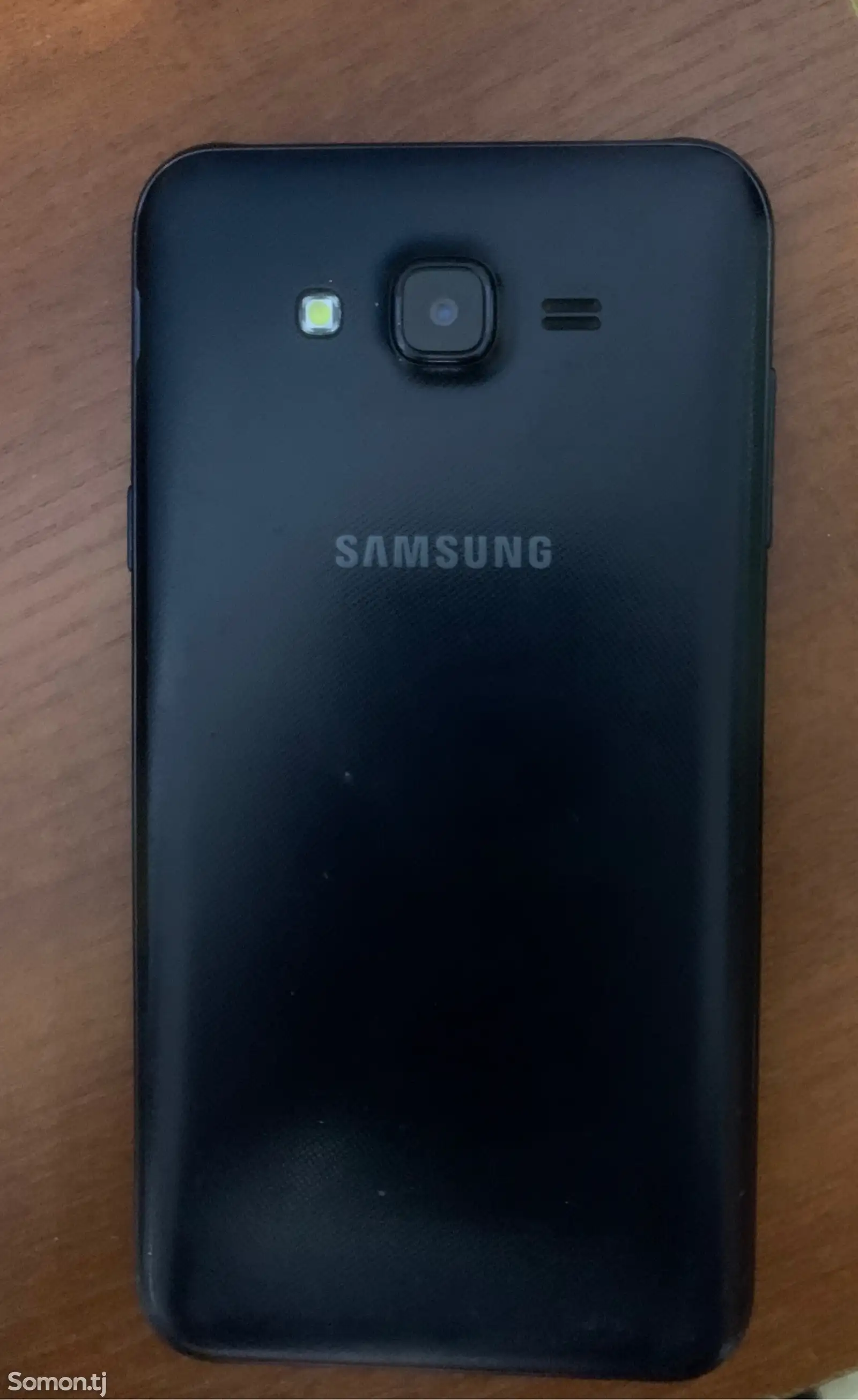 Samsung Galaxy J7 Neo-1