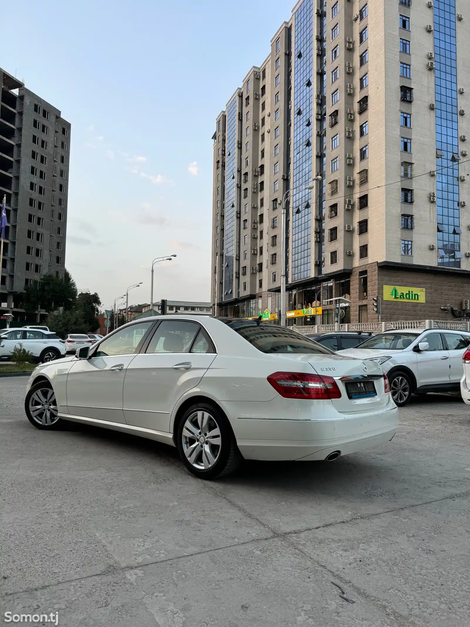 Mercedes-Benz E class, 2011-5