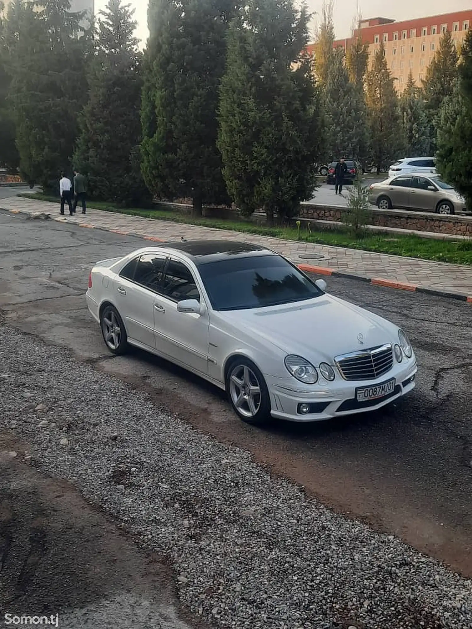 Mercedes-Benz E class, 2009-5