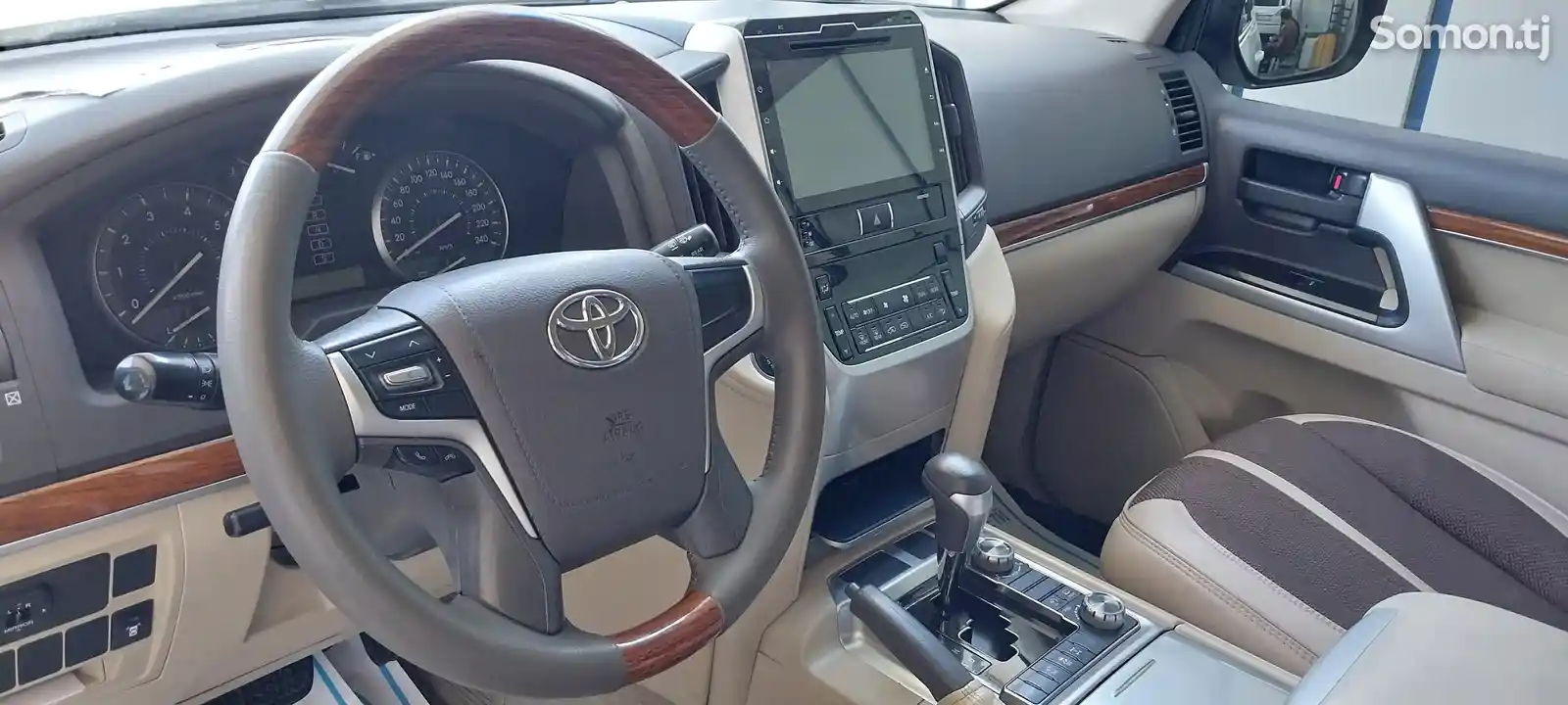 Toyota Land Cruiser, 2018-10