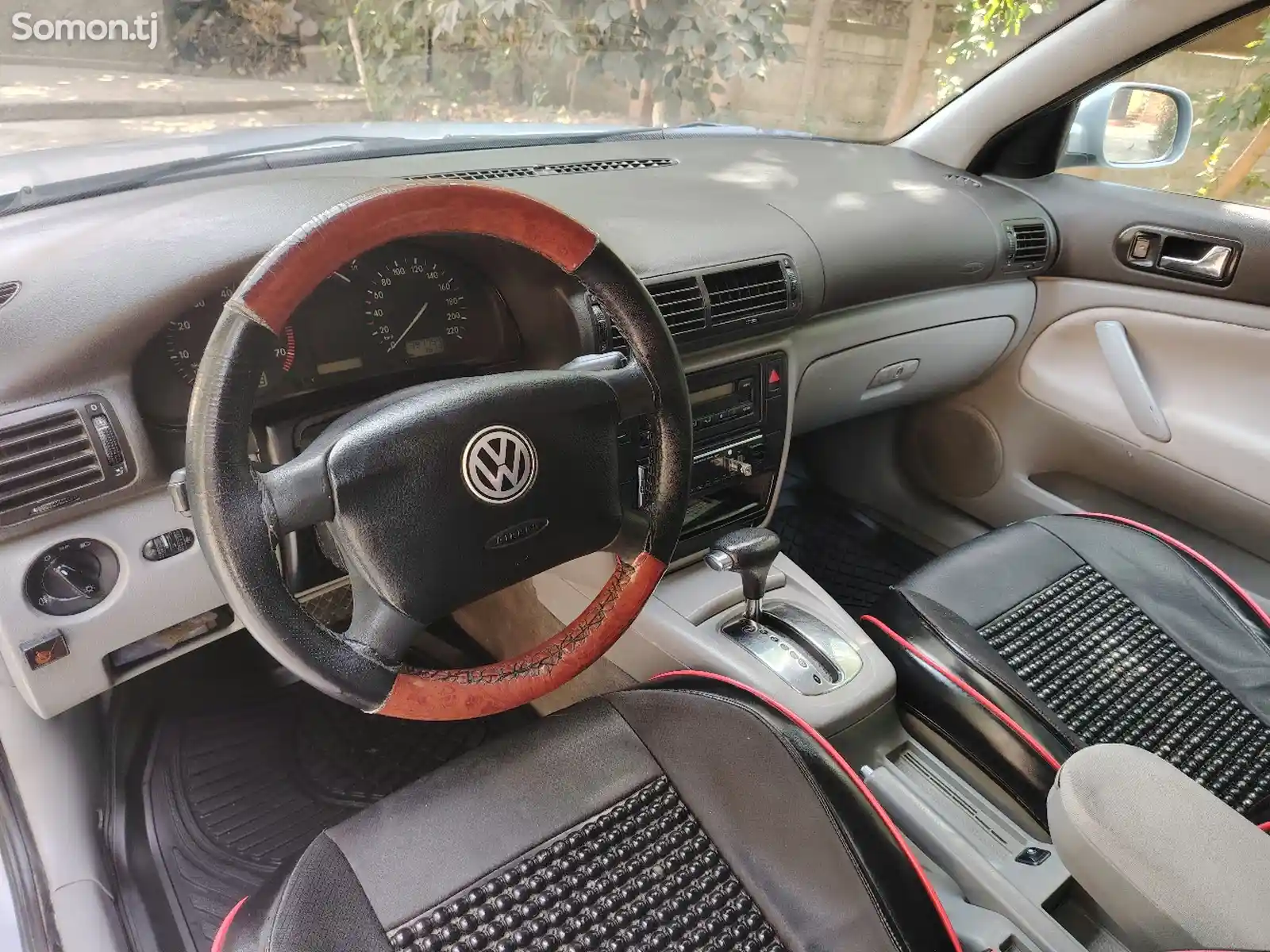 Volkswagen Passat, 1998-10