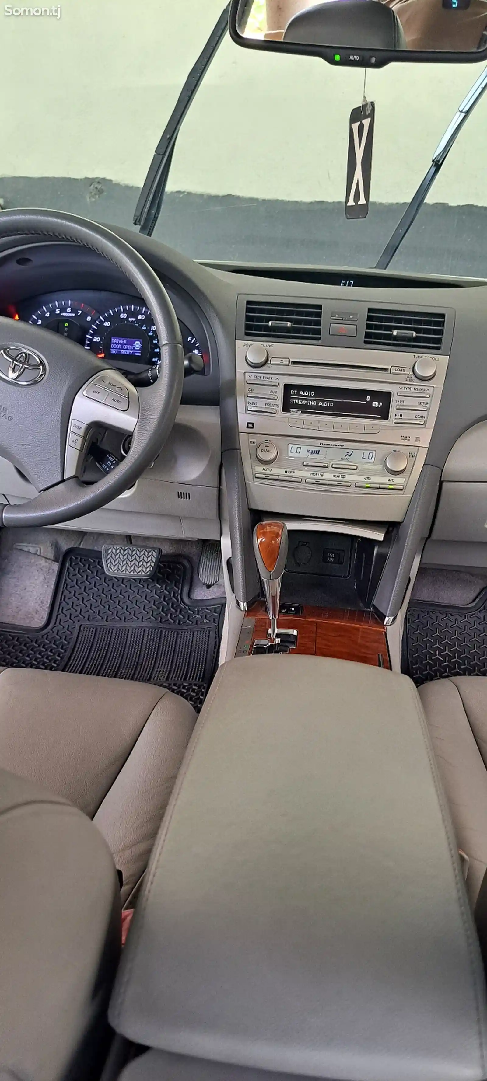 Toyota Camry, 2010-10