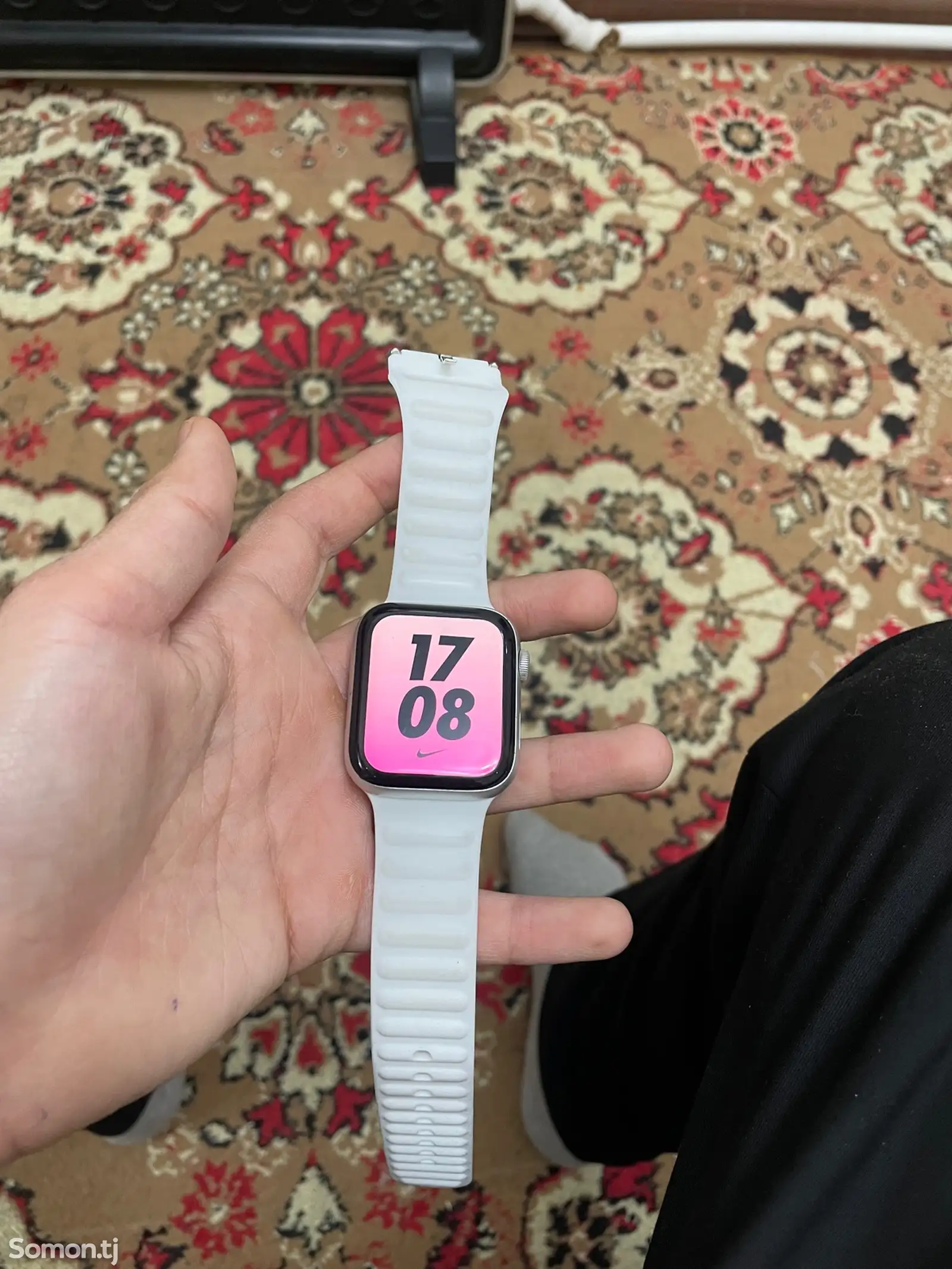 Смарт часы Apple Watch 4 series-1