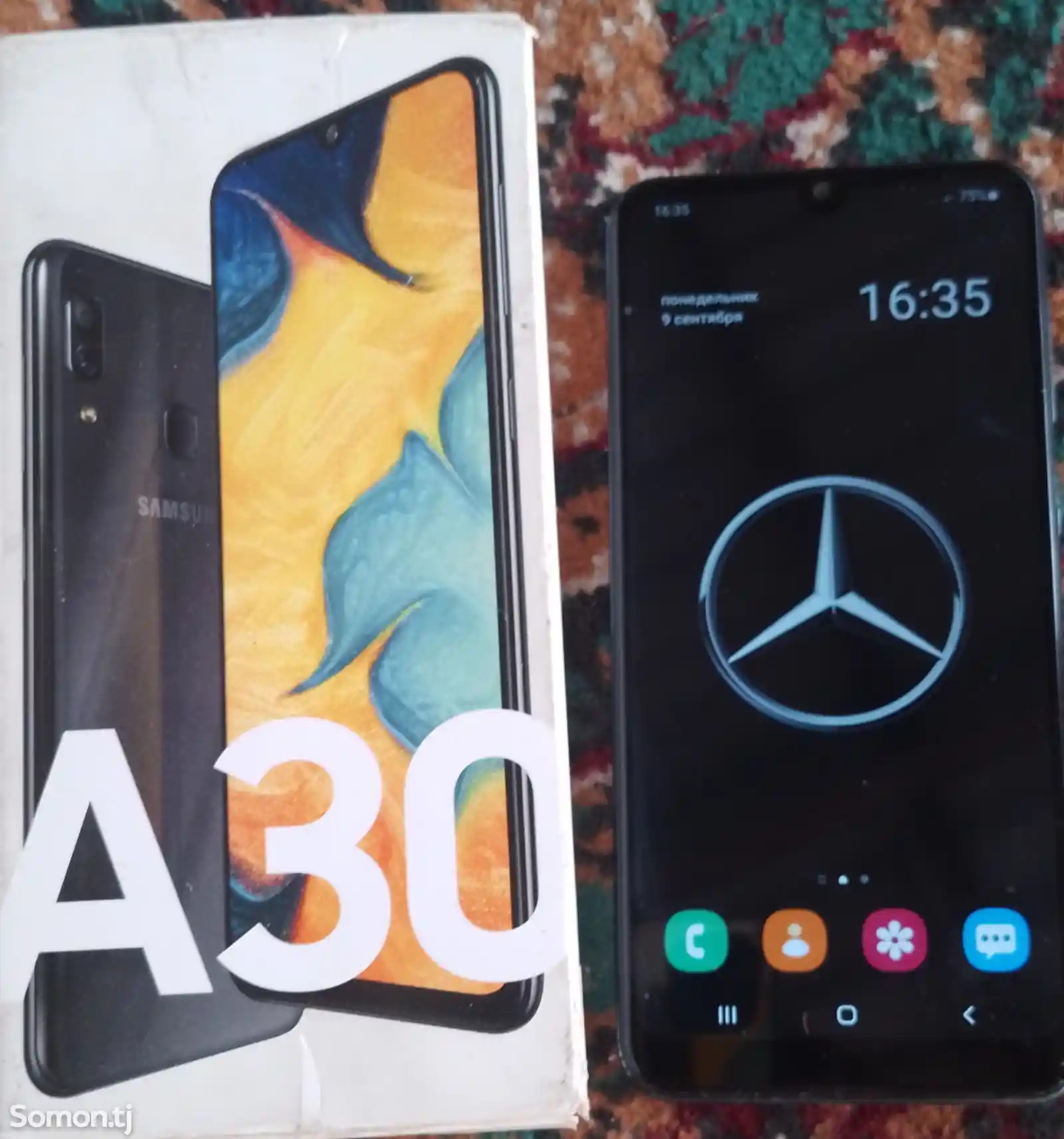 Samsung Galaxy A30-1