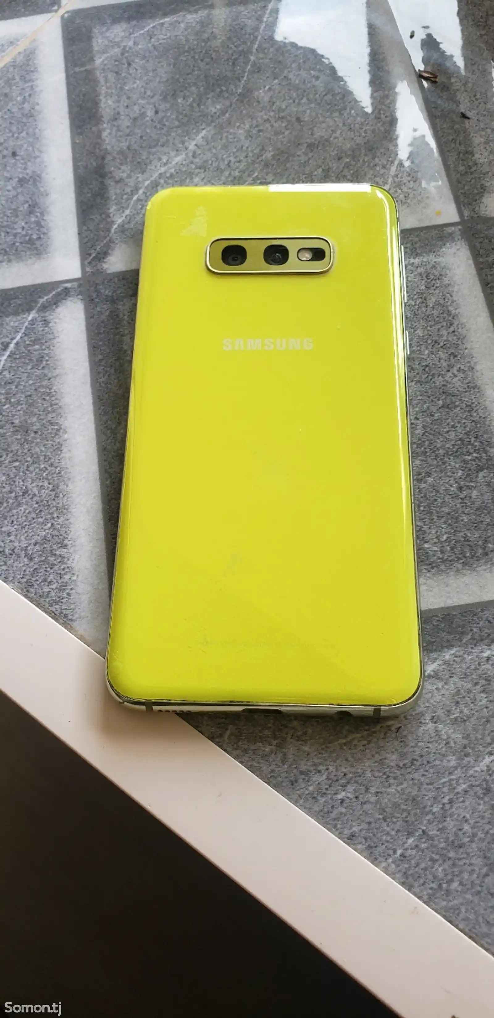 Samsung Galaxy S10e 6/128gb-1