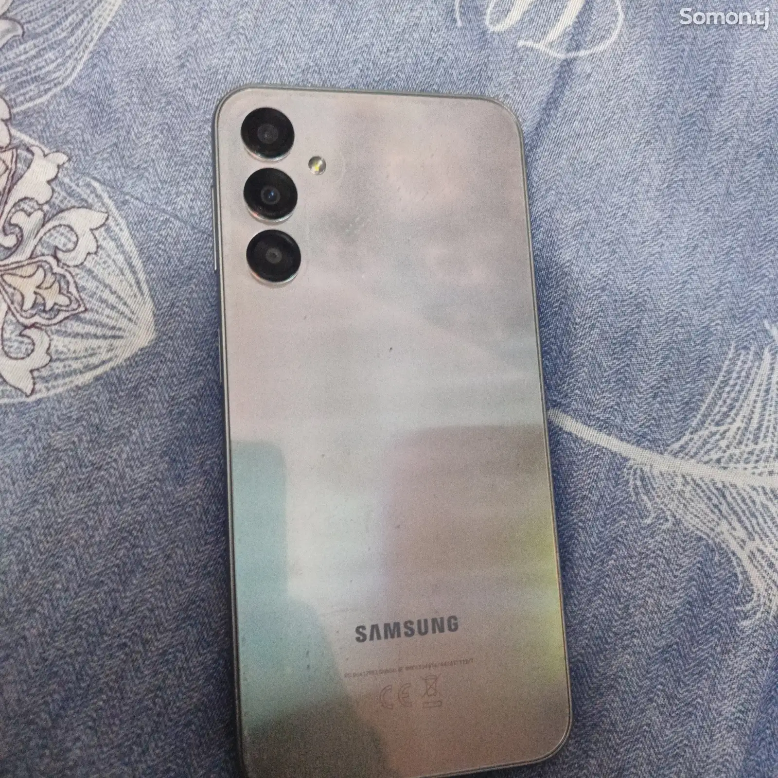 Samsung Galaxy A24-1