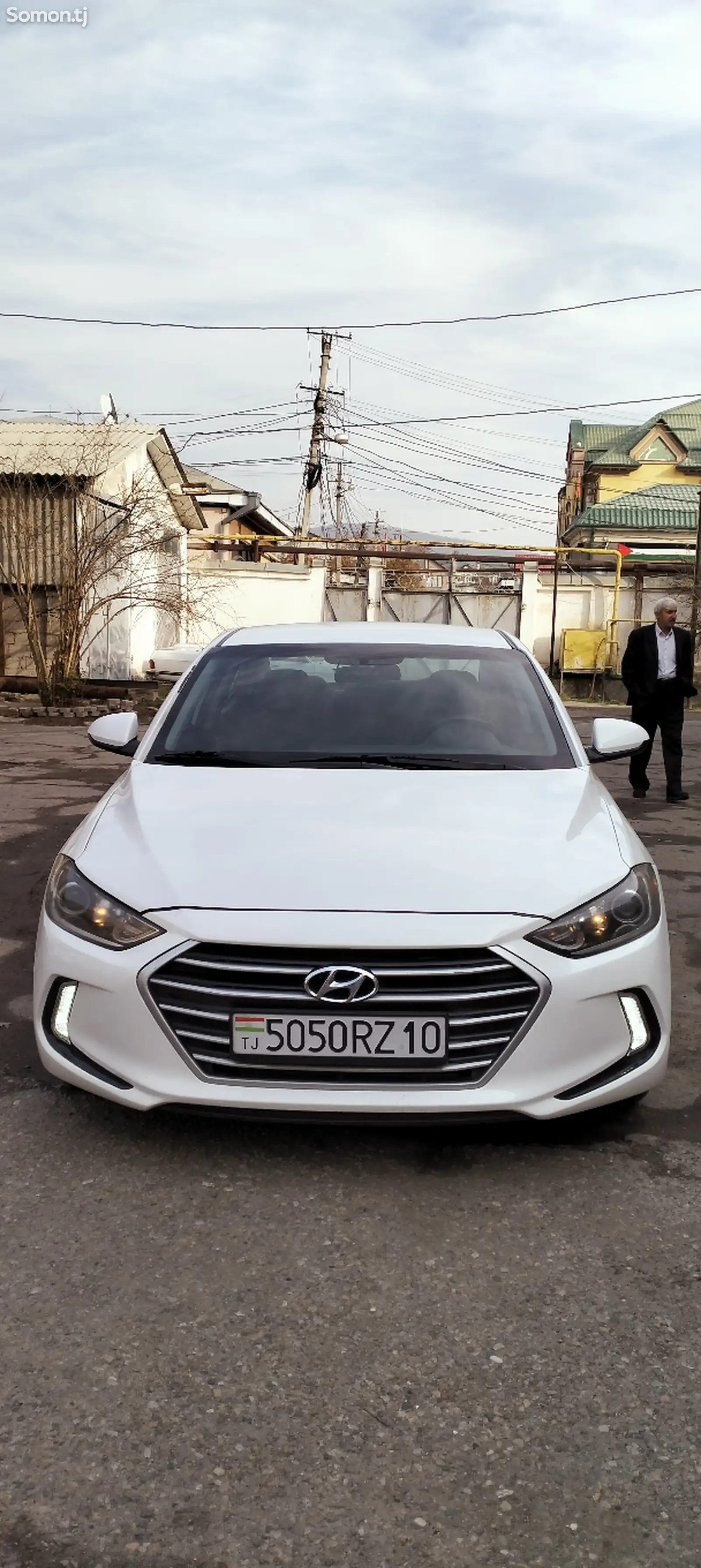 Hyundai Elantra, 2017-1