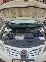 Toyota Camry, 2011-8