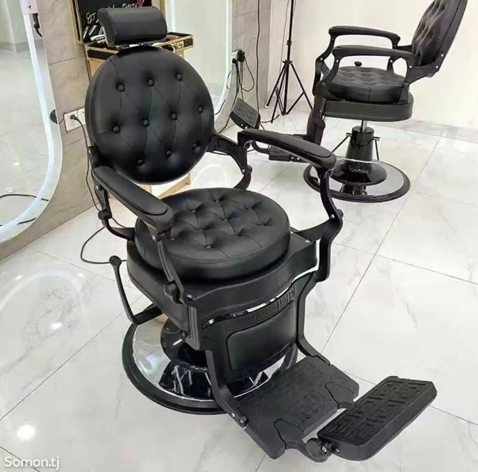 Кресло для парикмахерских салонов