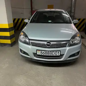 Opel Astra H, 2009