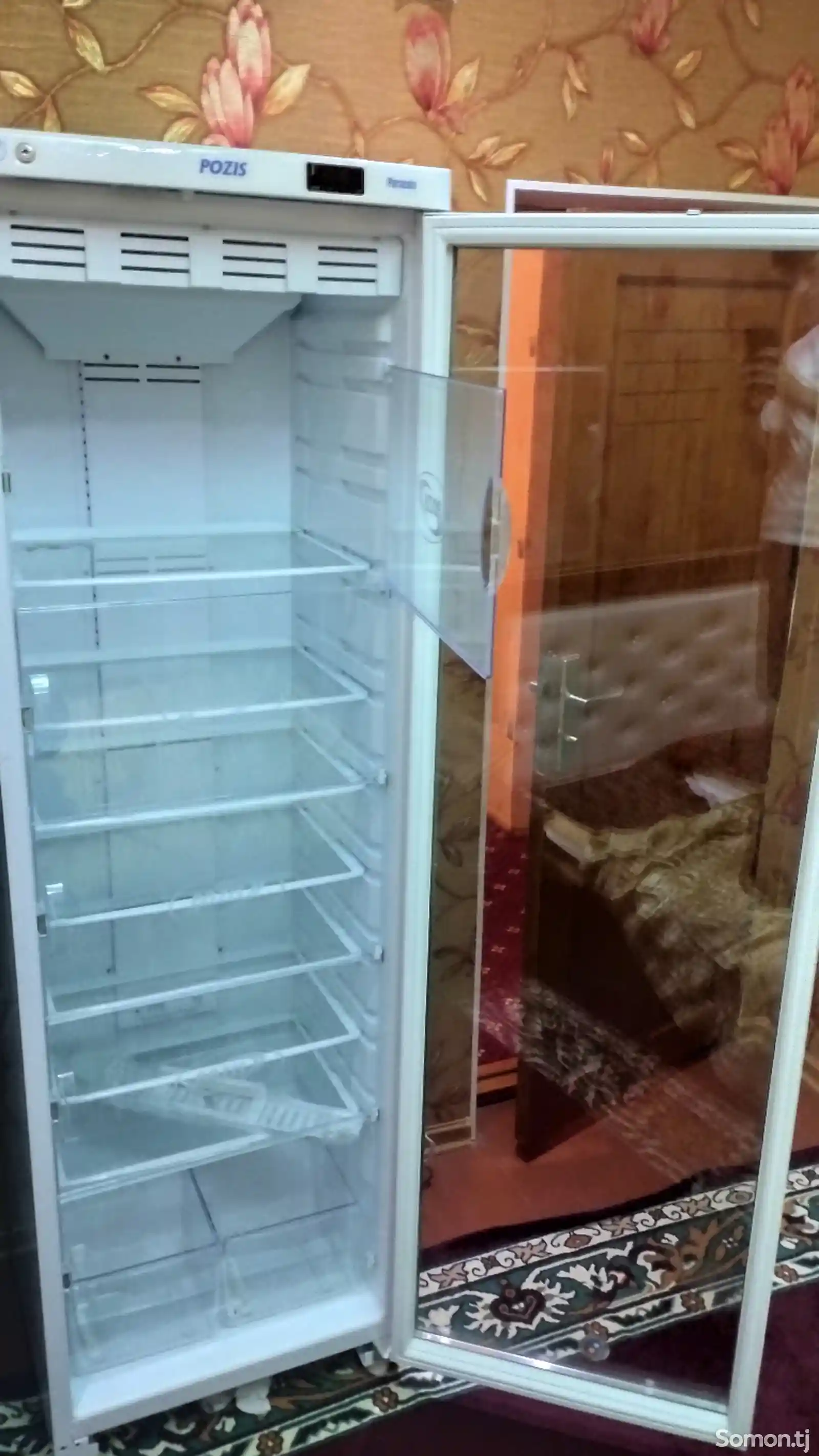 Холодильник для аптеки-2