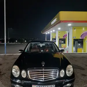 Mercedes-Benz E class, 2002