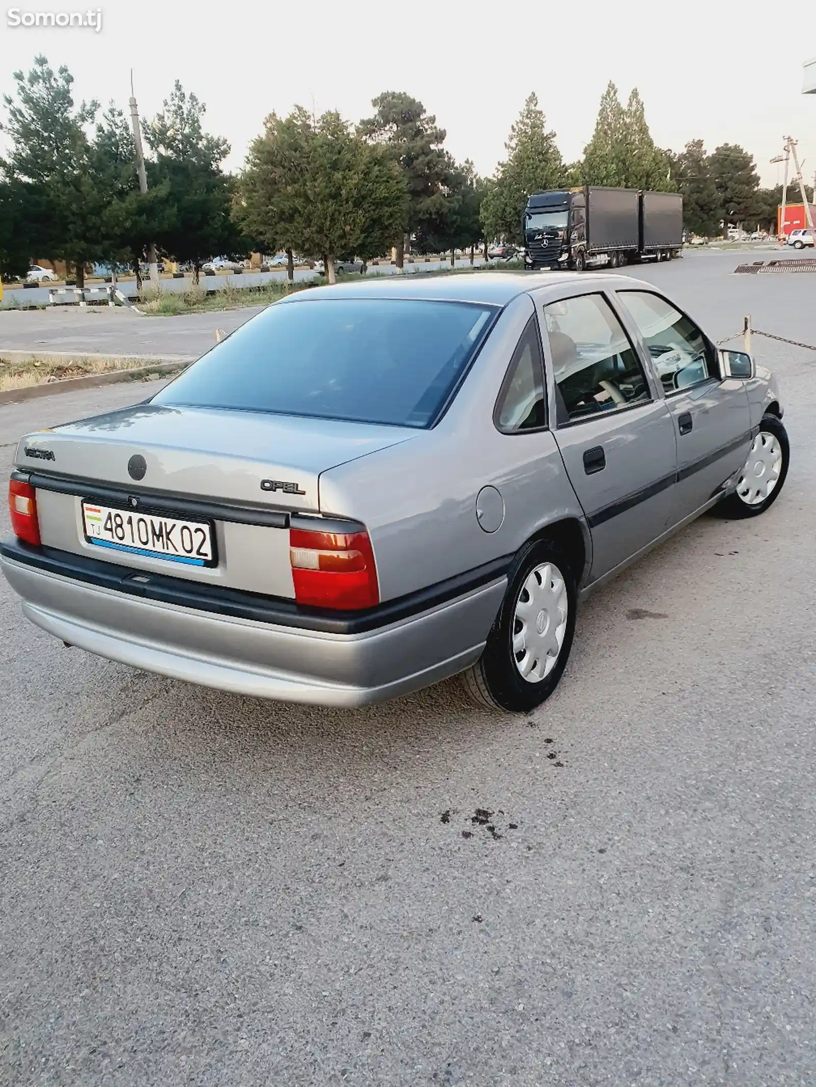 Opel Vectra A, 1993-2