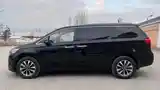 Kia Carnival, 2015-3