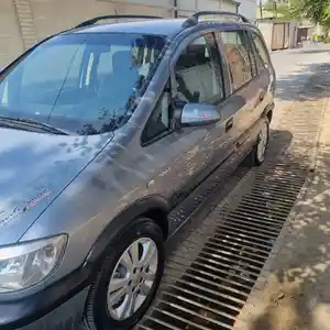 Opel Zafira, 2003