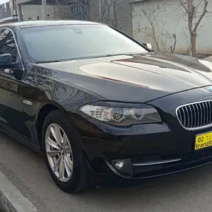 BMW 5 series, 2011