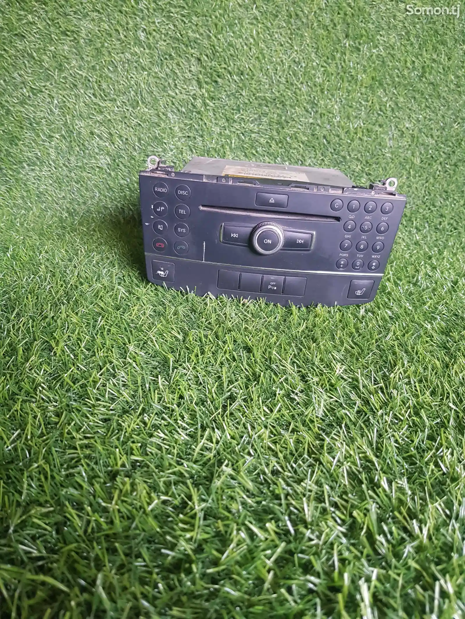 Магнитофон от Mercedes W204-3