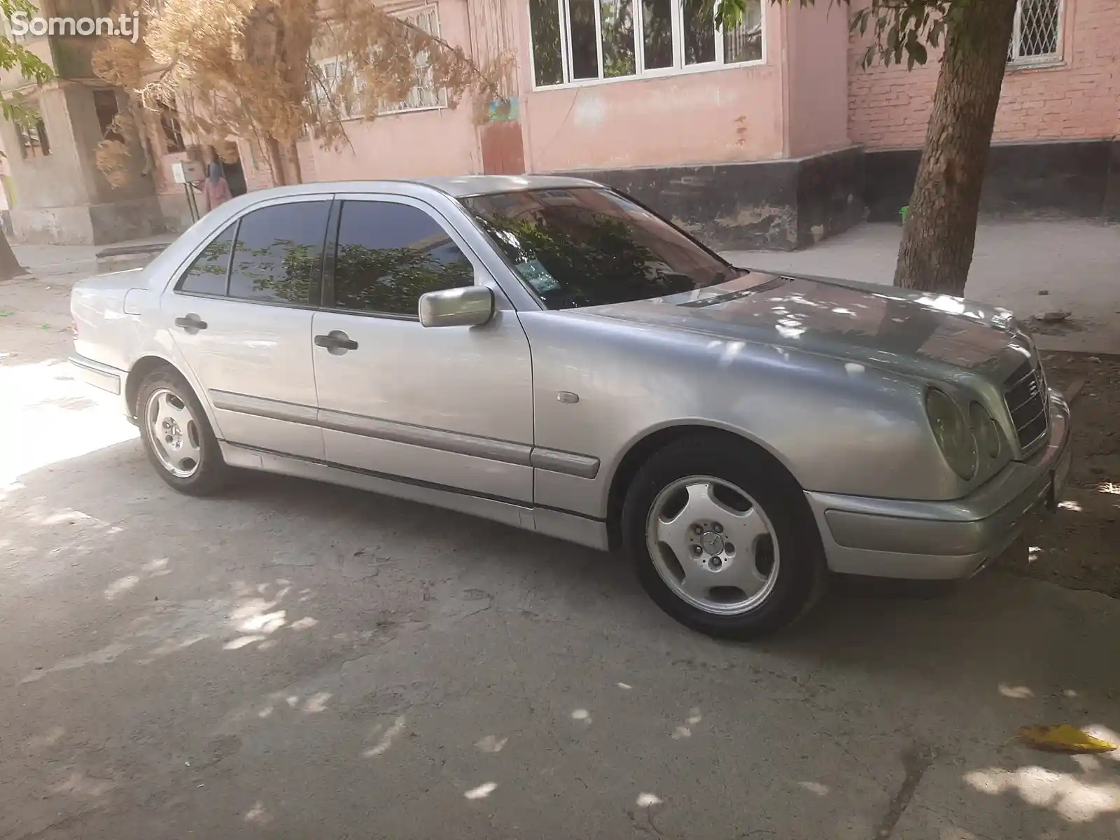 Mercedes-Benz E class, 1997-5