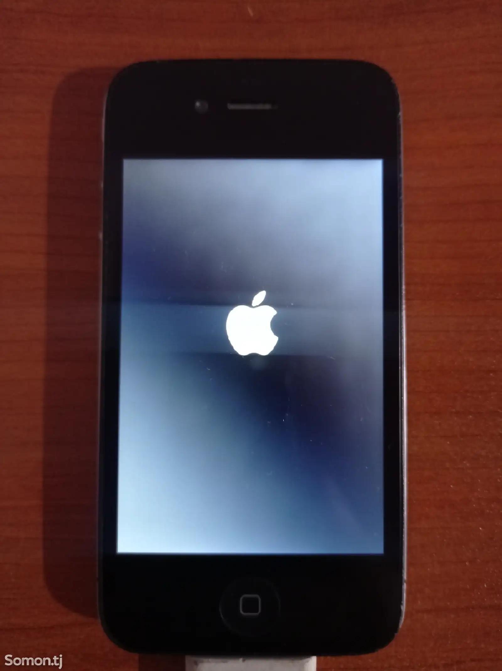 Apple iPhone 4, 8 gb-1