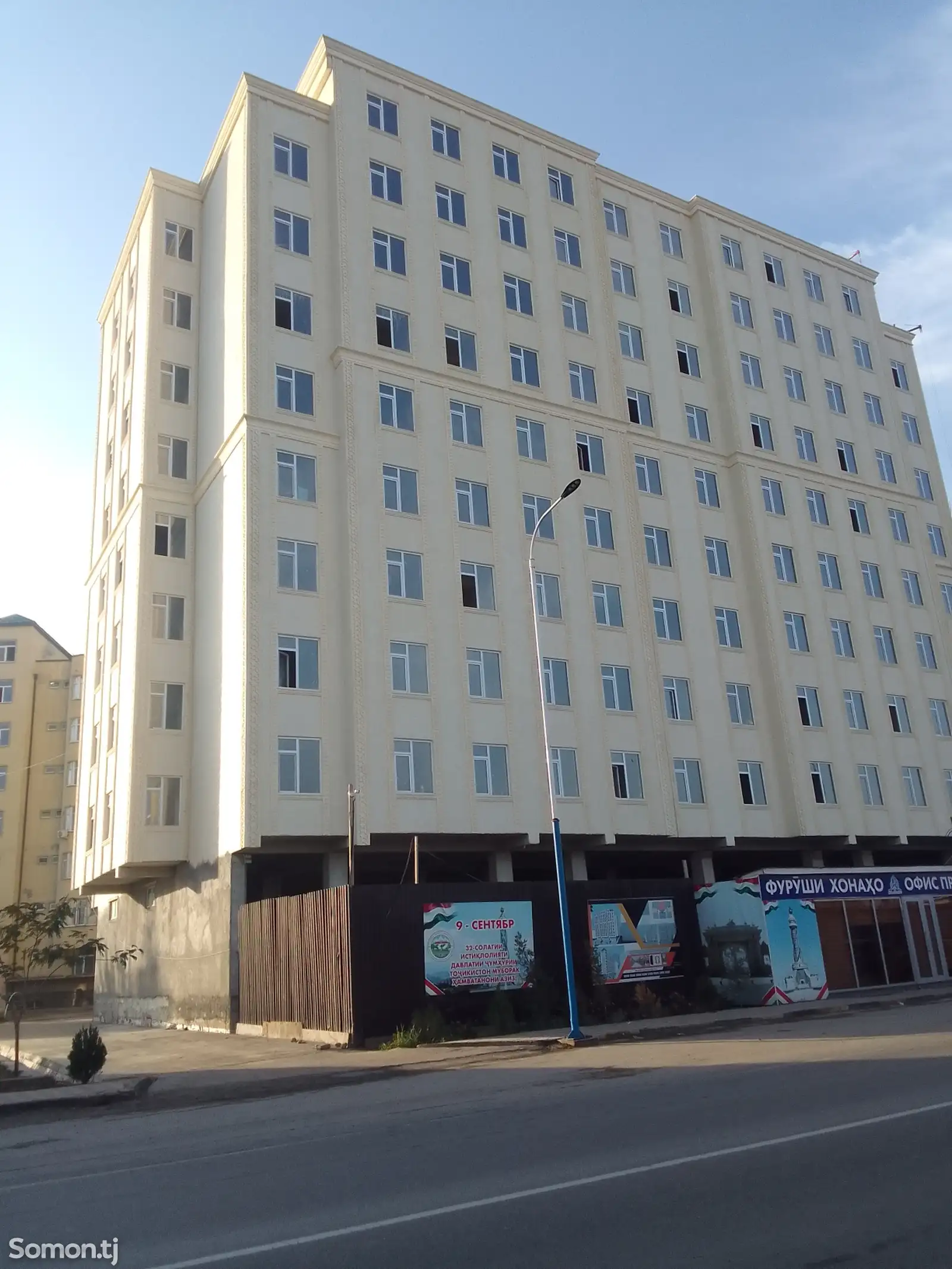 2-комн. квартира, 9 этаж, 70 м², Сомониён-1