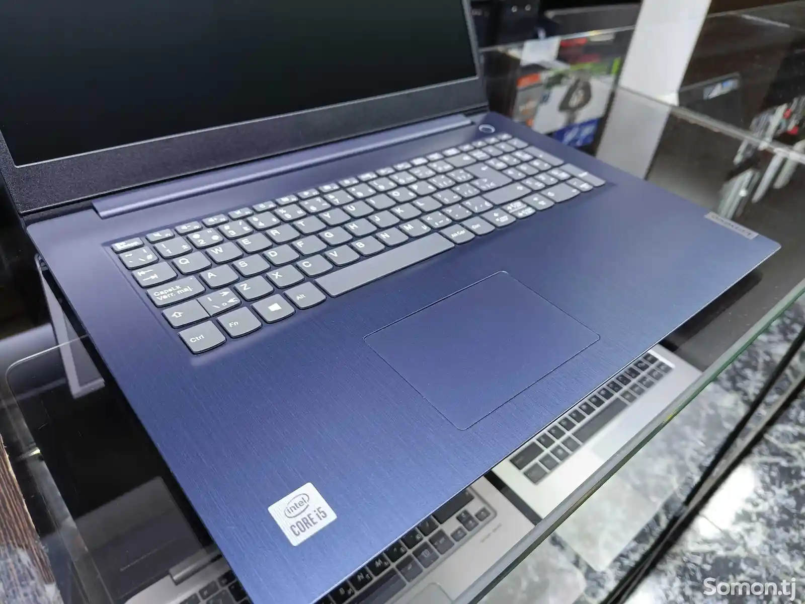 Ноутбук Lenovo Ideapad 17 Core i5-1035G1 / 8GB / 256GB SSD / 1TB-5