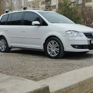 Volkswagen Touran, 2007