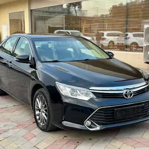 Toyota Camry, 2017