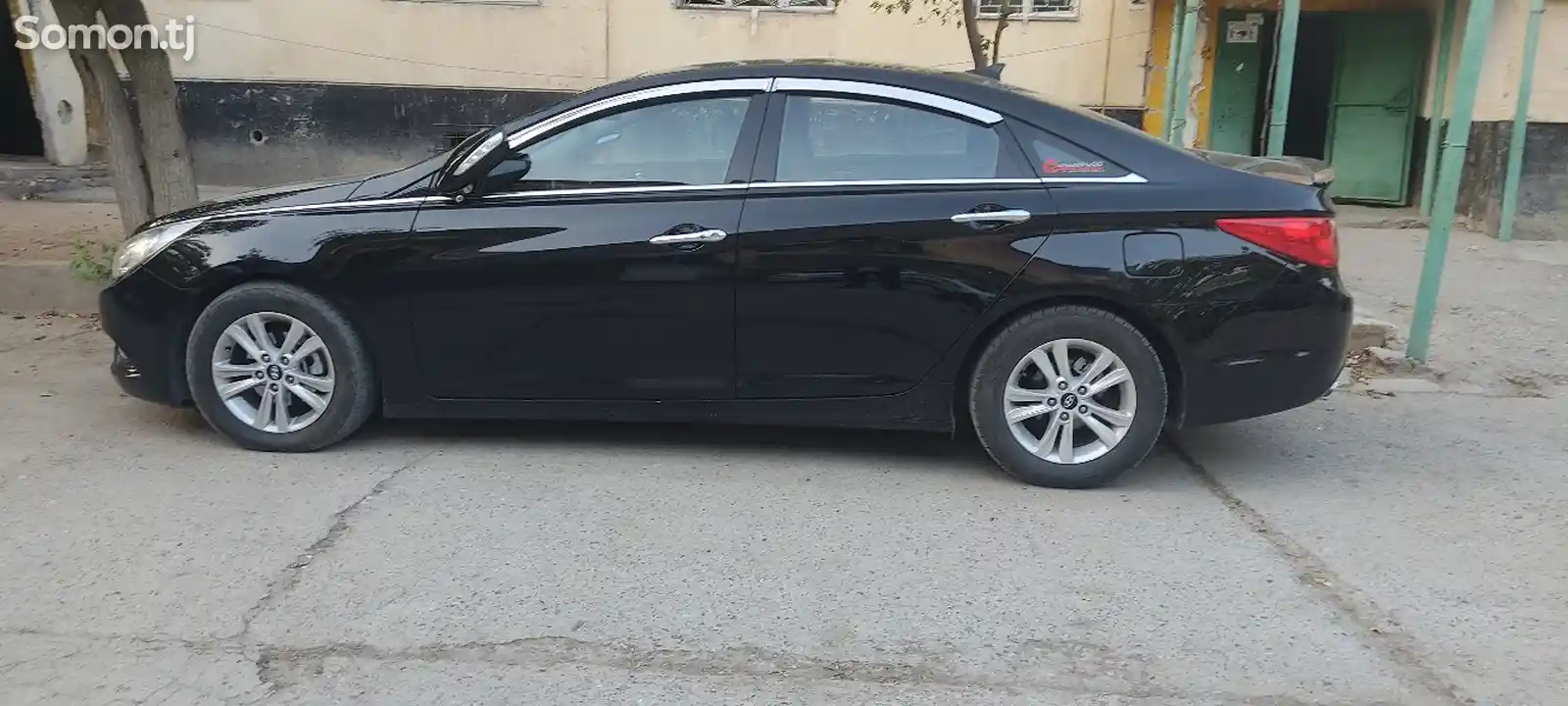 Hyundai Sonata, 2011-8