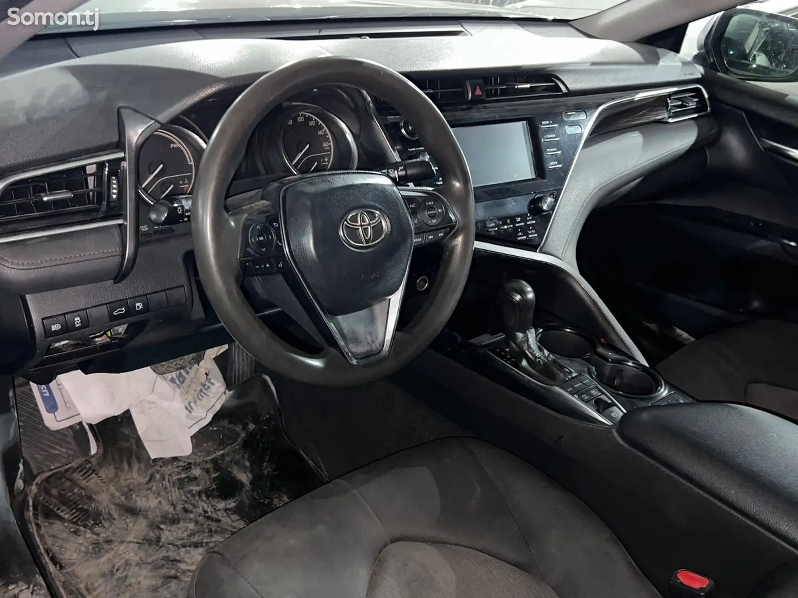 Toyota Camry, 2018-4