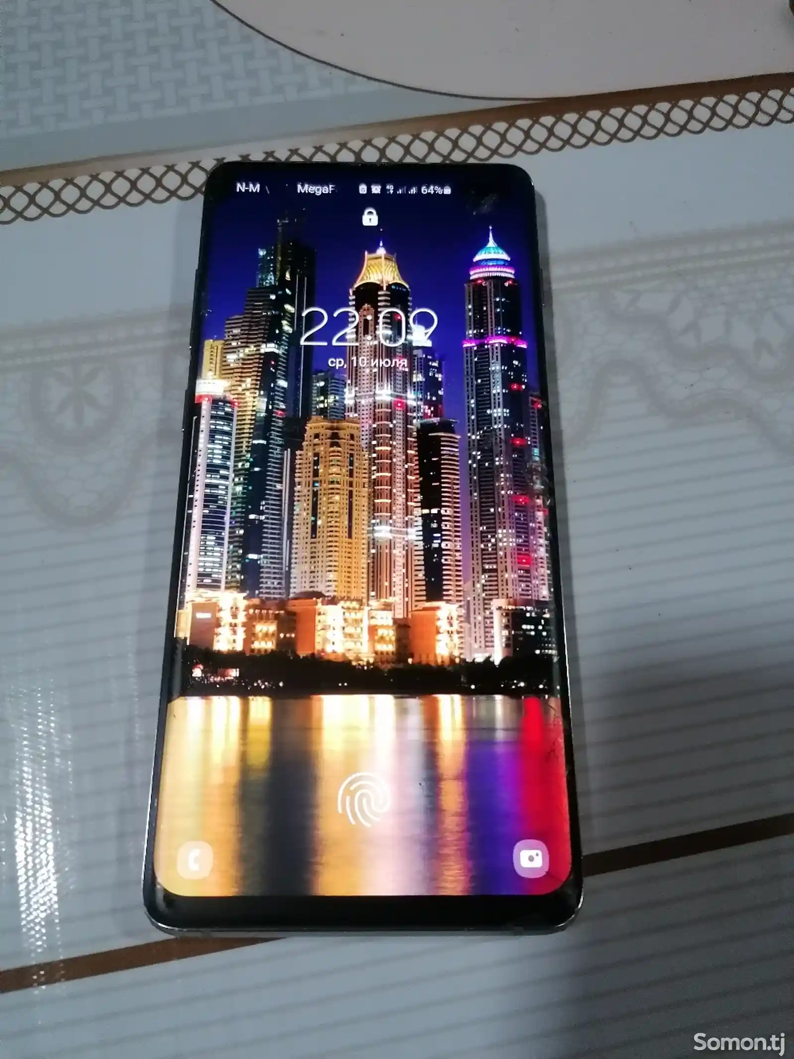 Samsung Galaxy s10+-2