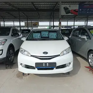 Toyota Wish, 2014