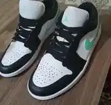 Кроссовки Nike Air Jordan-4