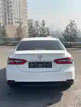 Toyota Camry, 2018-11