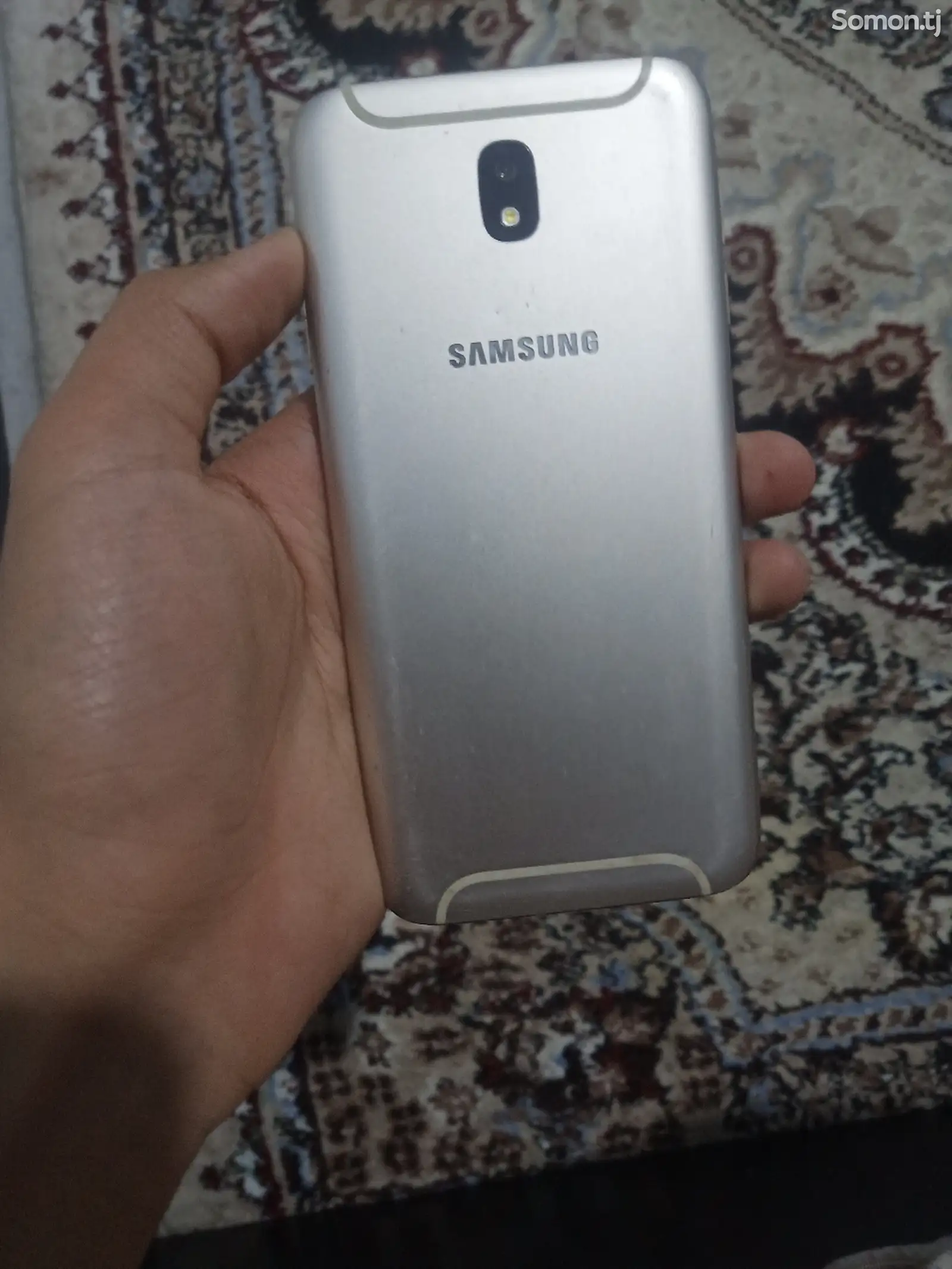 Samsung Galaxy J7-1