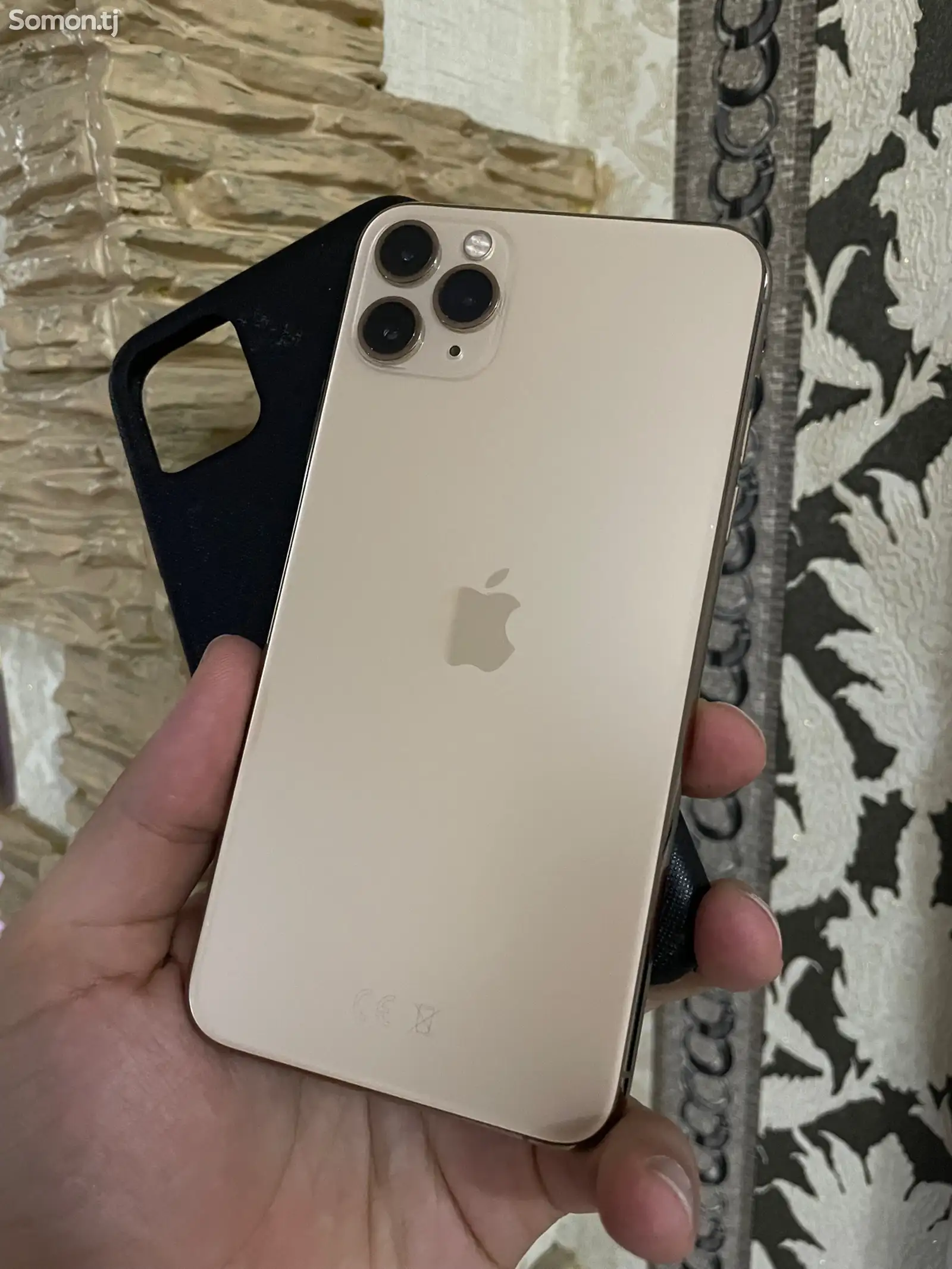 Apple iPhone 11 Pro Max, 256 gb, Gold-1