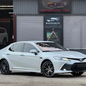 Toyota Camry, 2020