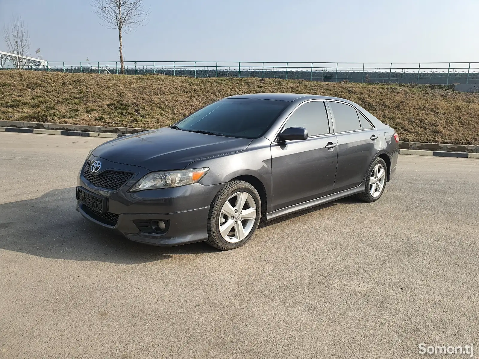 Toyota Camry, 2010-1