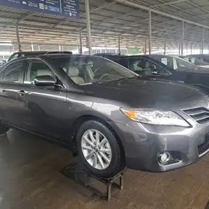 Toyota Camry, 2011