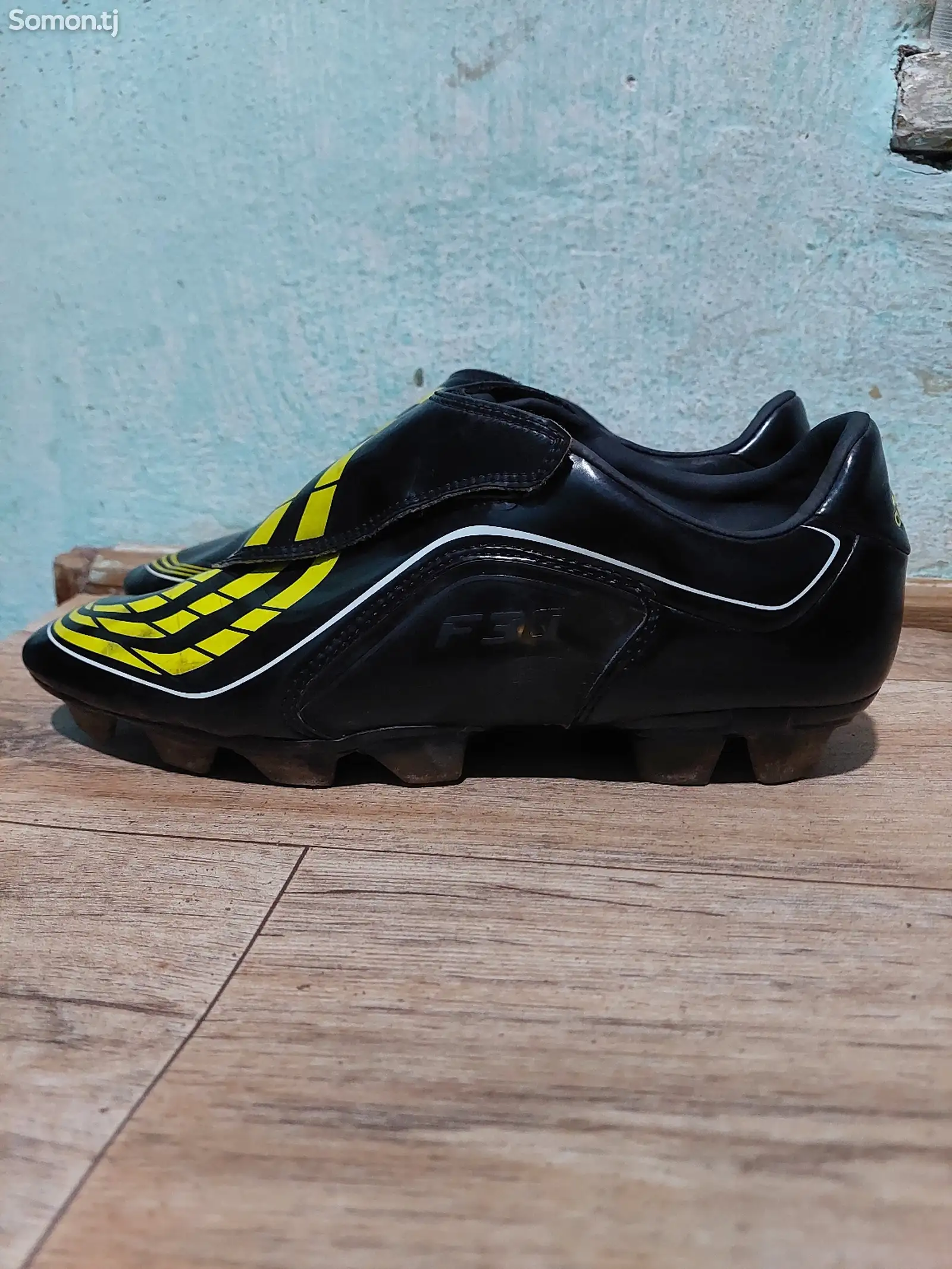 Бутсы adidas F30-2