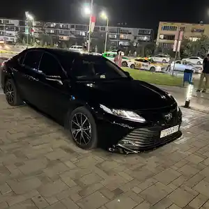 Toyota Camry, 2019