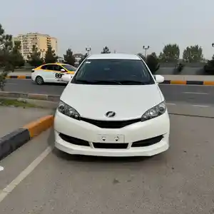 Toyota Wish, 2011