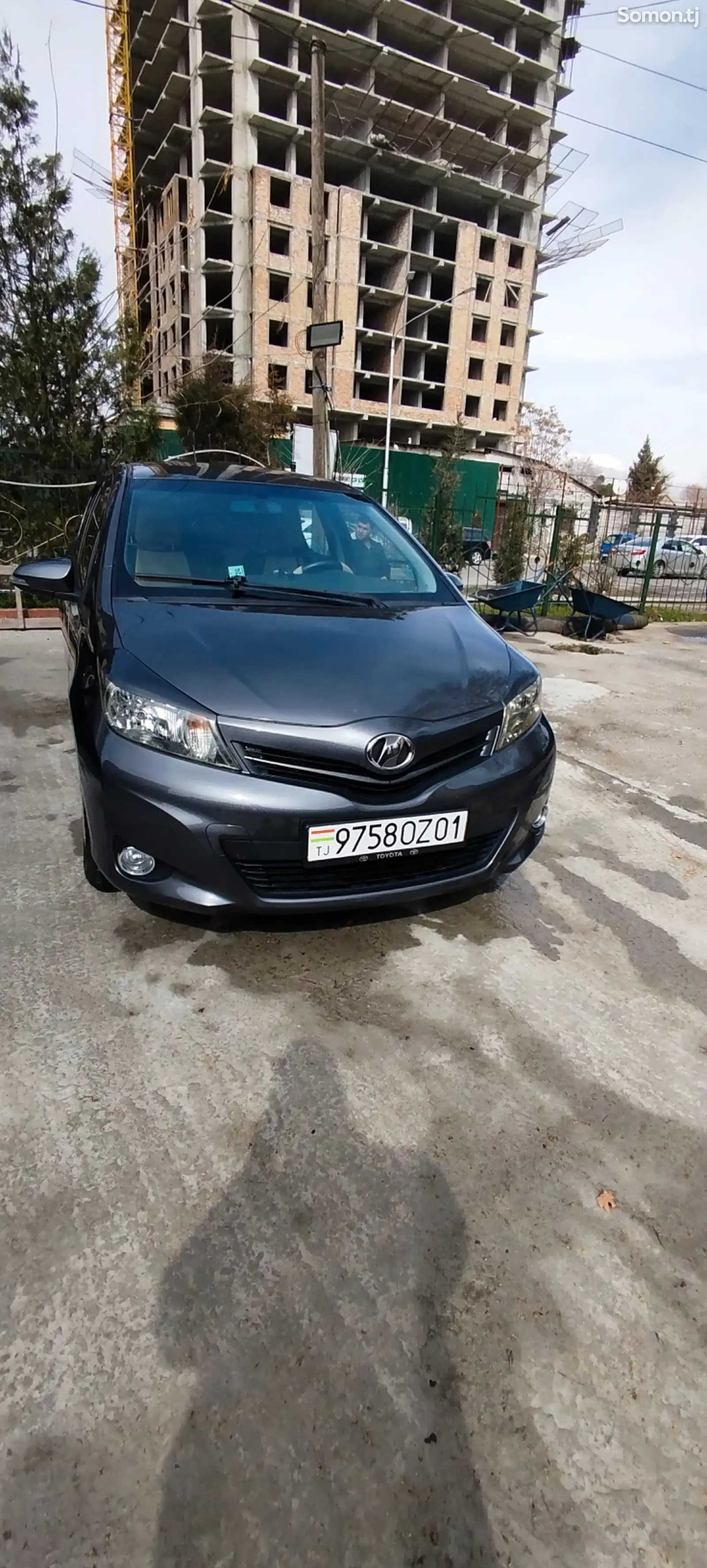 Toyota Vitz, 2011-1