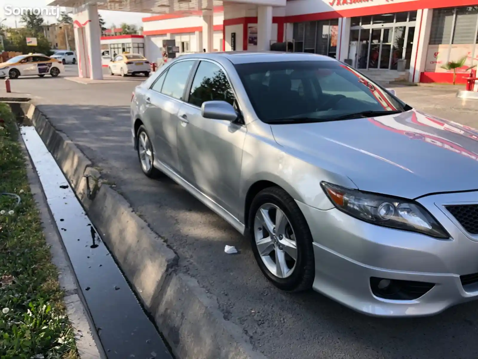 Toyota Camry, 2010-5