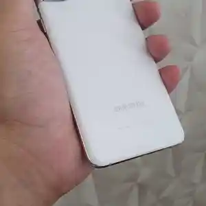 Samsung Galaxy S21 white