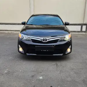 Toyota Camry, 2014