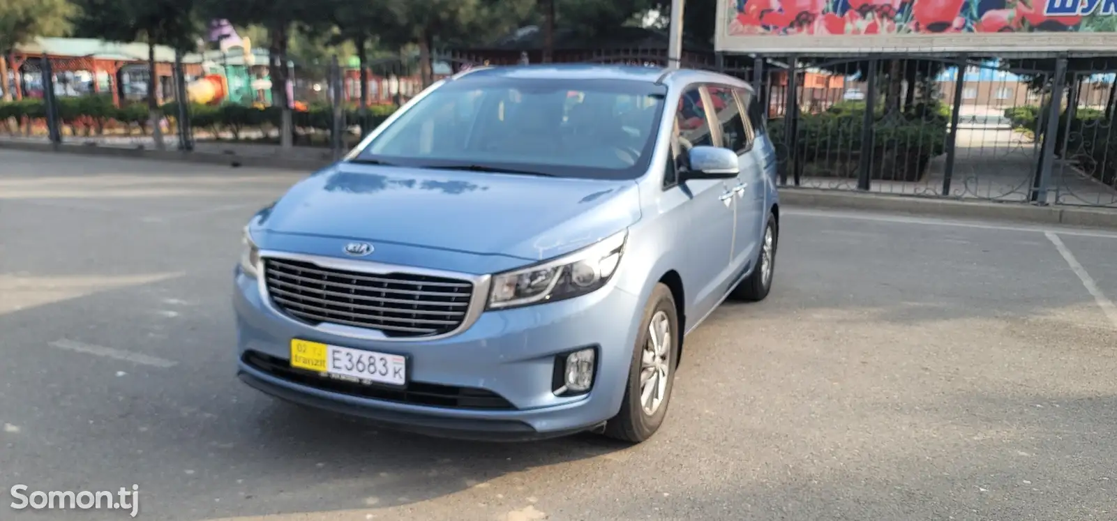 Kia Carnival, 2015-1