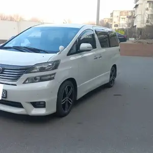 Toyota Vellfire, 2014