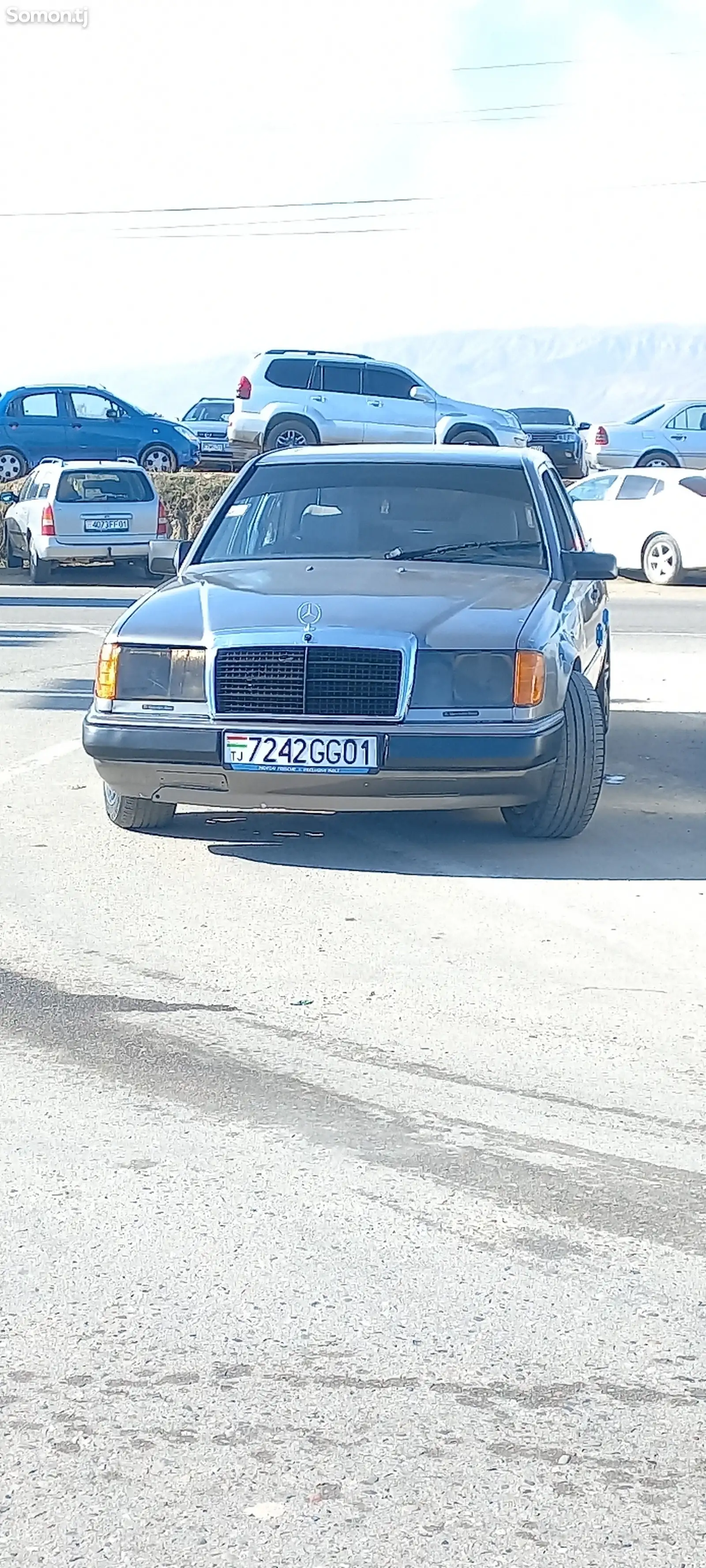 Mercedes-Benz W124, 1990-1